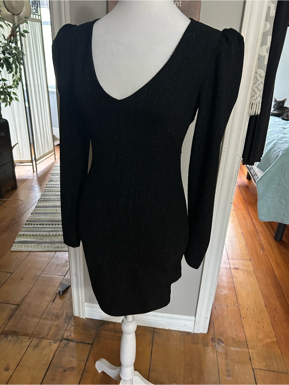 Black Long-Sleeve sparkly puff shoulder LBD